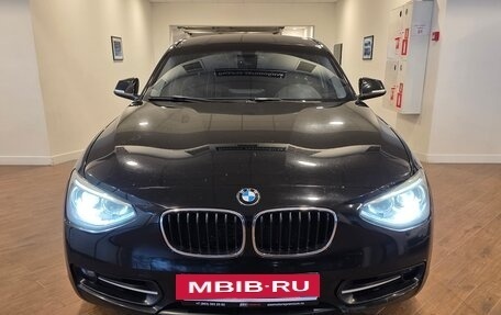 BMW 1 серия, 2011 год, 1 080 000 рублей, 6 фотография