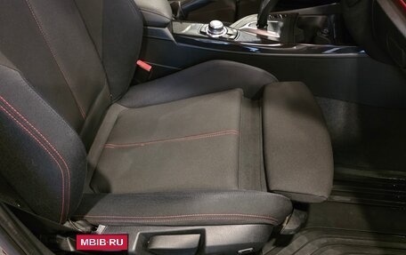 BMW 1 серия, 2011 год, 1 080 000 рублей, 22 фотография