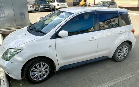 Toyota Ist II, 2004 год, 550 000 рублей, 2 фотография