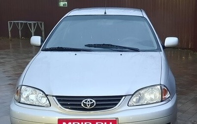 Toyota Avensis III рестайлинг, 2002 год, 370 000 рублей, 1 фотография