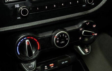 KIA Rio IV, 2019 год, 1 400 000 рублей, 18 фотография