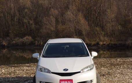 Toyota Wish II, 2011 год, 1 380 000 рублей, 1 фотография