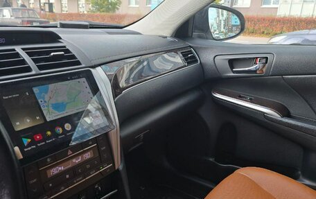 Toyota Camry, 2016 год, 2 000 000 рублей, 11 фотография