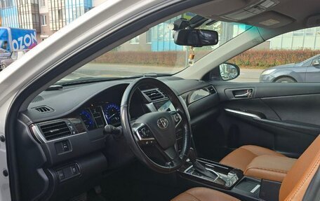 Toyota Camry, 2016 год, 2 000 000 рублей, 8 фотография