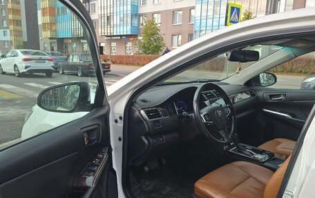 Toyota Camry, 2016 год, 2 000 000 рублей, 12 фотография