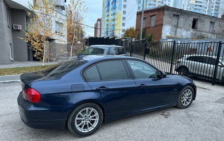 BMW 3 серия, 2011 год, 870 000 рублей, 4 фотография