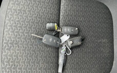 Skoda Yeti I рестайлинг, 2013 год, 992 000 рублей, 15 фотография