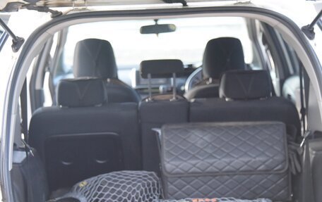 Toyota Wish II, 2011 год, 1 380 000 рублей, 10 фотография