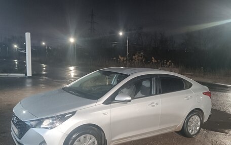 Hyundai Solaris II рестайлинг, 2020 год, 1 600 000 рублей, 3 фотография