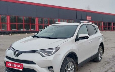 Toyota Highlander III, 2013 год, 2 980 000 рублей, 2 фотография