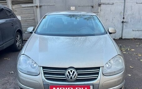 Volkswagen Jetta VI, 2009 год, 720 000 рублей, 2 фотография