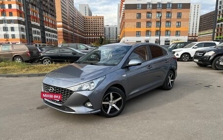 Hyundai Solaris II рестайлинг, 2021 год, 1 630 000 рублей, 9 фотография