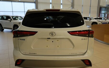 Toyota Highlander, 2025 год, 6 500 000 рублей, 6 фотография