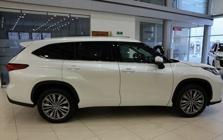 Toyota Highlander, 2025 год, 6 500 000 рублей, 4 фотография