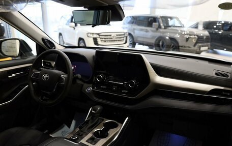 Toyota Highlander, 2025 год, 6 500 000 рублей, 14 фотография