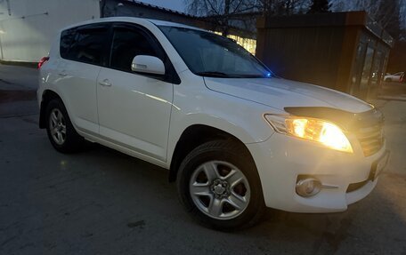 Toyota RAV4, 2011 год, 1 550 000 рублей, 5 фотография