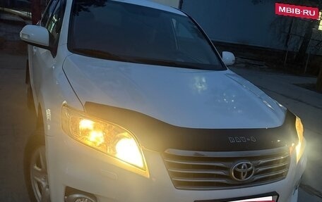 Toyota RAV4, 2011 год, 1 550 000 рублей, 4 фотография