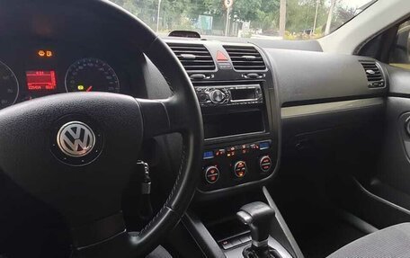 Volkswagen Jetta VI, 2006 год, 530 000 рублей, 9 фотография