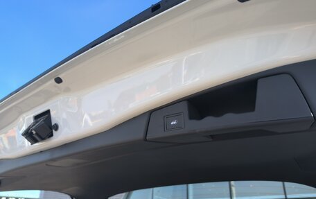 Toyota RAV4, 2025 год, 4 380 000 рублей, 8 фотография