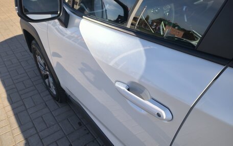 Toyota RAV4, 2025 год, 4 380 000 рублей, 6 фотография