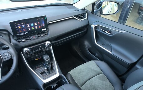 Toyota RAV4, 2025 год, 4 380 000 рублей, 12 фотография