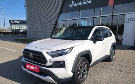 Toyota RAV4, 2025 год, 4 380 000 рублей, 7 фотография