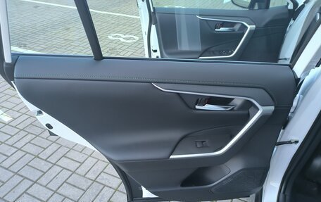 Toyota RAV4, 2025 год, 4 380 000 рублей, 25 фотография