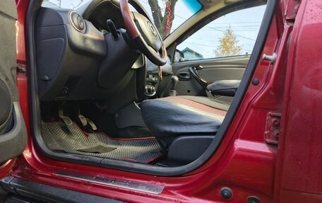 Renault Duster I рестайлинг, 2013 год, 750 000 рублей, 15 фотография