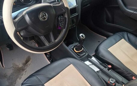 Skoda Rapid I, 2017 год, 650 000 рублей, 7 фотография