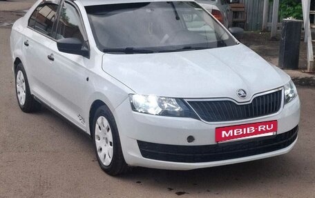 Skoda Rapid I, 2017 год, 650 000 рублей, 5 фотография