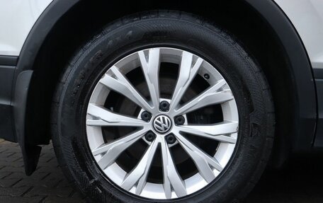 Volkswagen Tiguan II, 2020 год, 2 199 000 рублей, 20 фотография