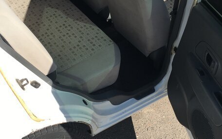 Mitsubishi Minica VIII, 2003 год, 255 000 рублей, 11 фотография