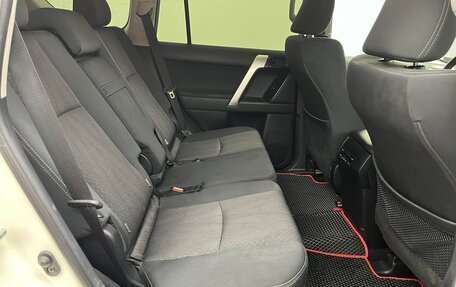 Toyota Land Cruiser Prado 150 рестайлинг 2, 2021 год, 5 790 000 рублей, 16 фотография