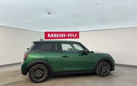 MINI Hatch, 2024 год, 5 490 000 рублей, 6 фотография