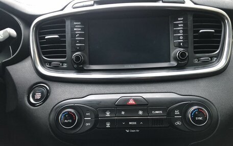 KIA Sorento III Prime рестайлинг, 2017 год, 2 269 000 рублей, 13 фотография