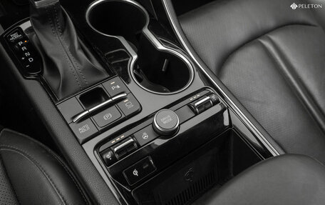 KIA K5, 2021 год, 2 790 000 рублей, 24 фотография