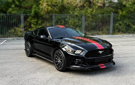 Ford Mustang VI рестайлинг, 2016 год, 2 290 000 рублей, 6 фотография