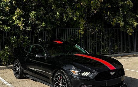 Ford Mustang VI рестайлинг, 2016 год, 2 290 000 рублей, 13 фотография