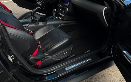 Ford Mustang VI рестайлинг, 2016 год, 2 290 000 рублей, 22 фотография