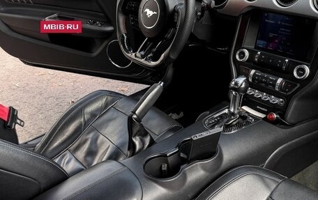 Ford Mustang VI рестайлинг, 2016 год, 2 290 000 рублей, 23 фотография