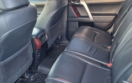 Toyota Land Cruiser Prado 150 рестайлинг 2, 2015 год, 3 750 000 рублей, 8 фотография