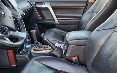 Toyota Land Cruiser Prado 150 рестайлинг 2, 2015 год, 3 750 000 рублей, 7 фотография