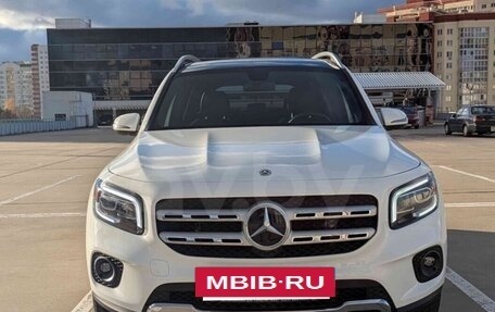 Mercedes-Benz GLB, 2020 год, 3 700 000 рублей, 2 фотография