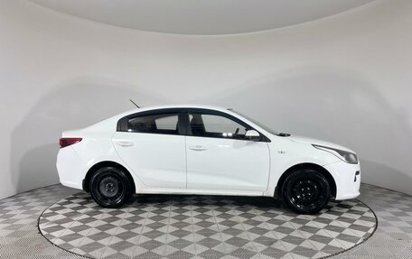 KIA Rio IV, 2018 год, 890 000 рублей, 6 фотография