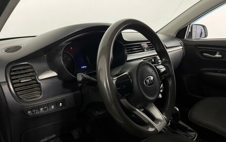 KIA Rio IV, 2018 год, 890 000 рублей, 10 фотография