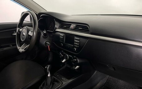 KIA Rio IV, 2018 год, 890 000 рублей, 11 фотография