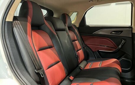 FAW Bestune T77, 2023 год, 1 749 000 рублей, 13 фотография