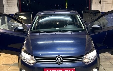 Volkswagen Polo VI (EU Market), 2013 год, 995 000 рублей, 1 фотография