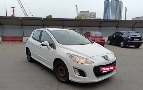 Peugeot 308 II, 2011 год, 590 000 рублей, 3 фотография
