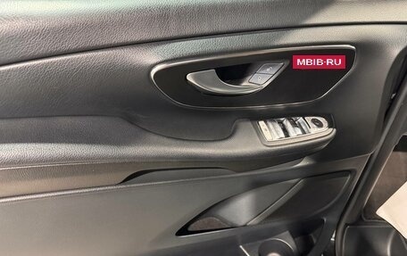 Mercedes-Benz V-Класс, 2014 год, 3 350 000 рублей, 26 фотография